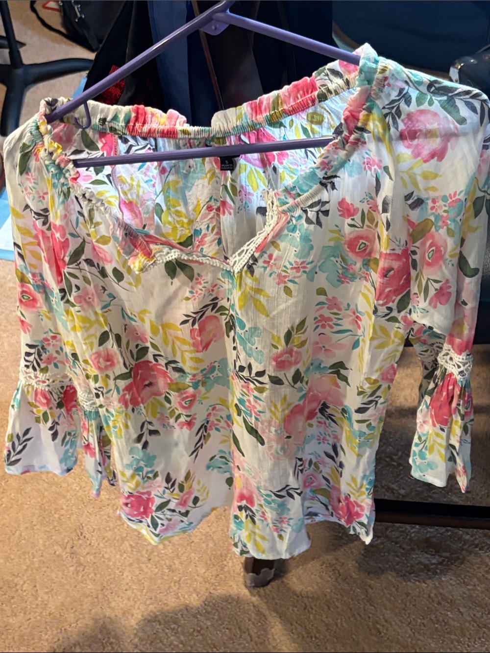 Small floral boho top